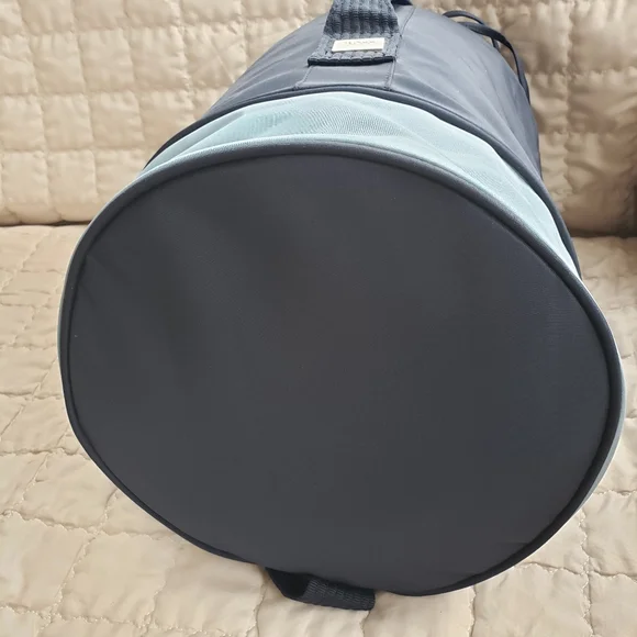 BOSS Hobo Bag. - Picture 4 of 8